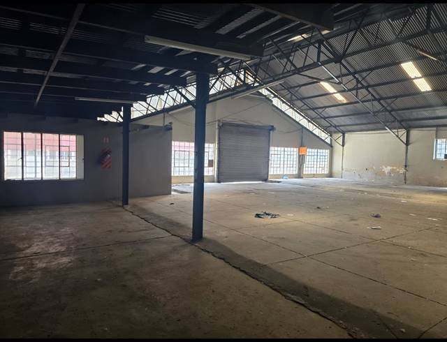 700M² WAREHOUSE TO LET IN ALRODE